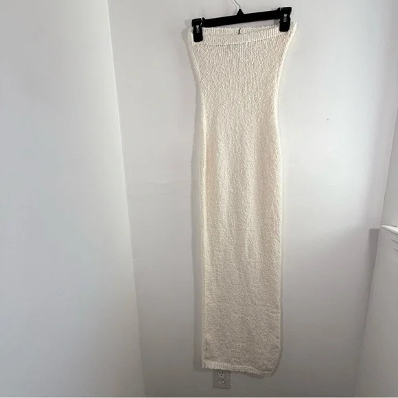 NWT Princess Polly Cream Cloud Strapless Boucle Maxi Dress Size 2 New - Picture 14 of 15